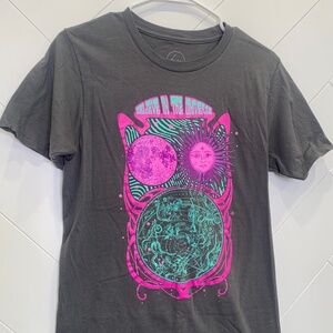Basic Hi-Res “Believe in the Universe” Graphic Tee - Small in Women’s